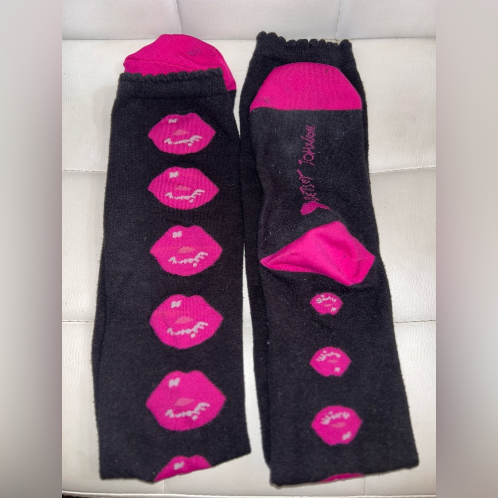 Betsey Johnson pink black lip kiss backseam long otk over knee socks vintage - Picture 2 of 4
